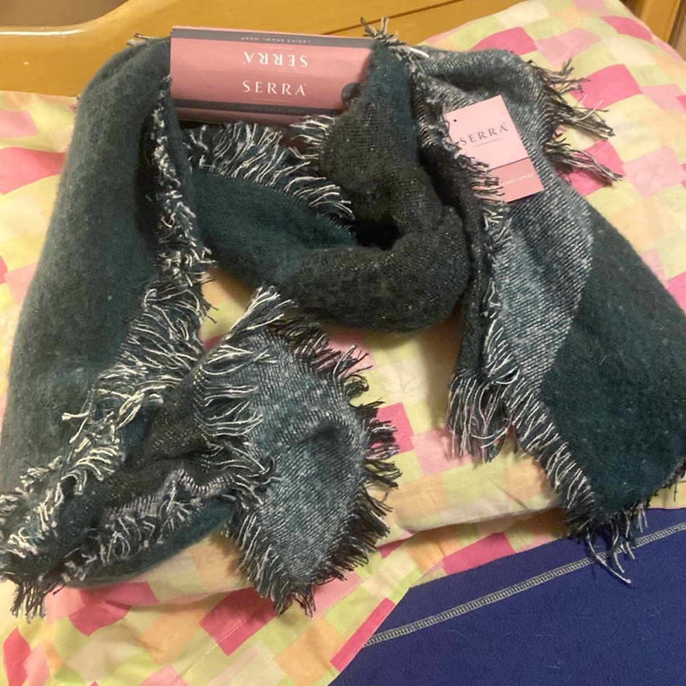 Green shawl wrap/ scarf